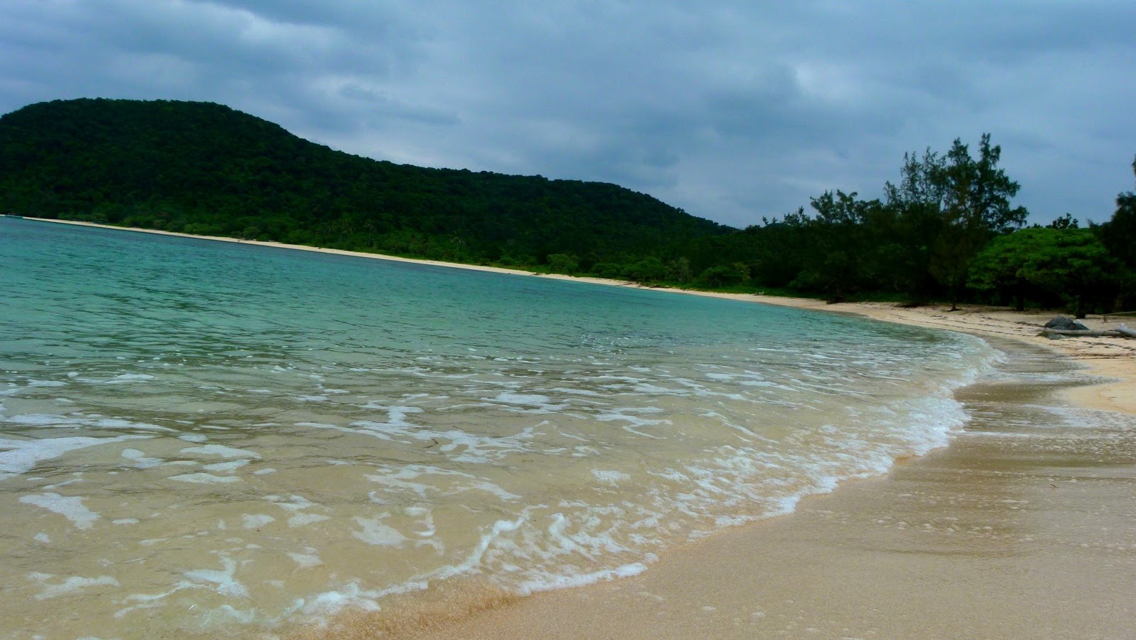 Scenery of Anguib Beach