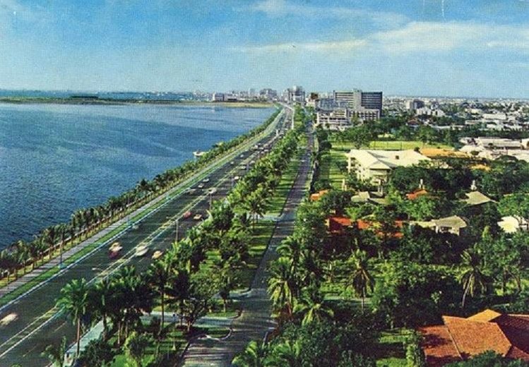 Roxas Boulevard in Midst 1970's