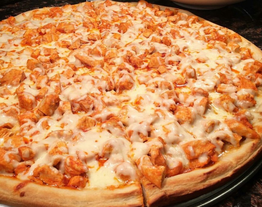 Buffalo Chicken Pizza ala Domino's - ATBP